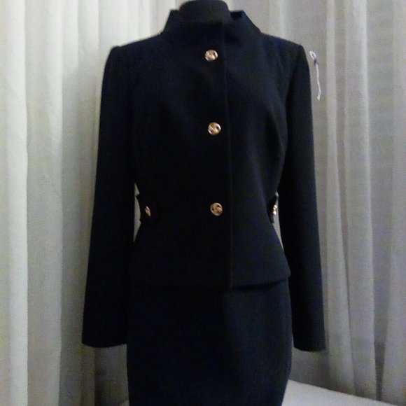 - 2-- Liz Clabourn  black career suit  with gold colored  buttons size 10 - Picture 1 of 10